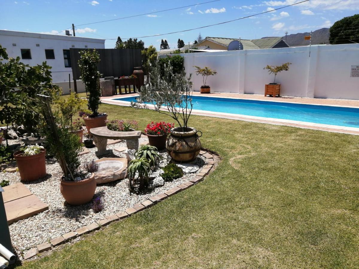 Omega Suite Gansbaai Exterior foto